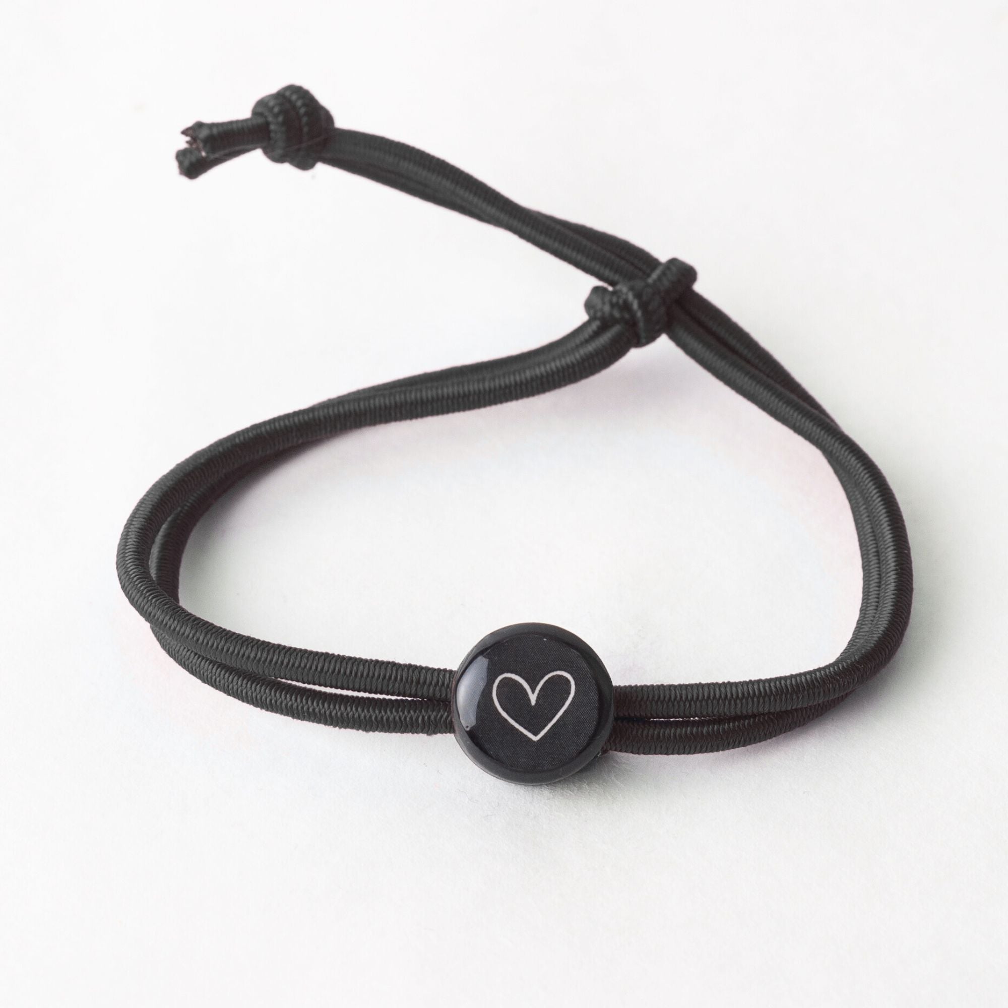 Daily Tap for Inspiration Beacon Bracelet - Heart - Stretch Cord