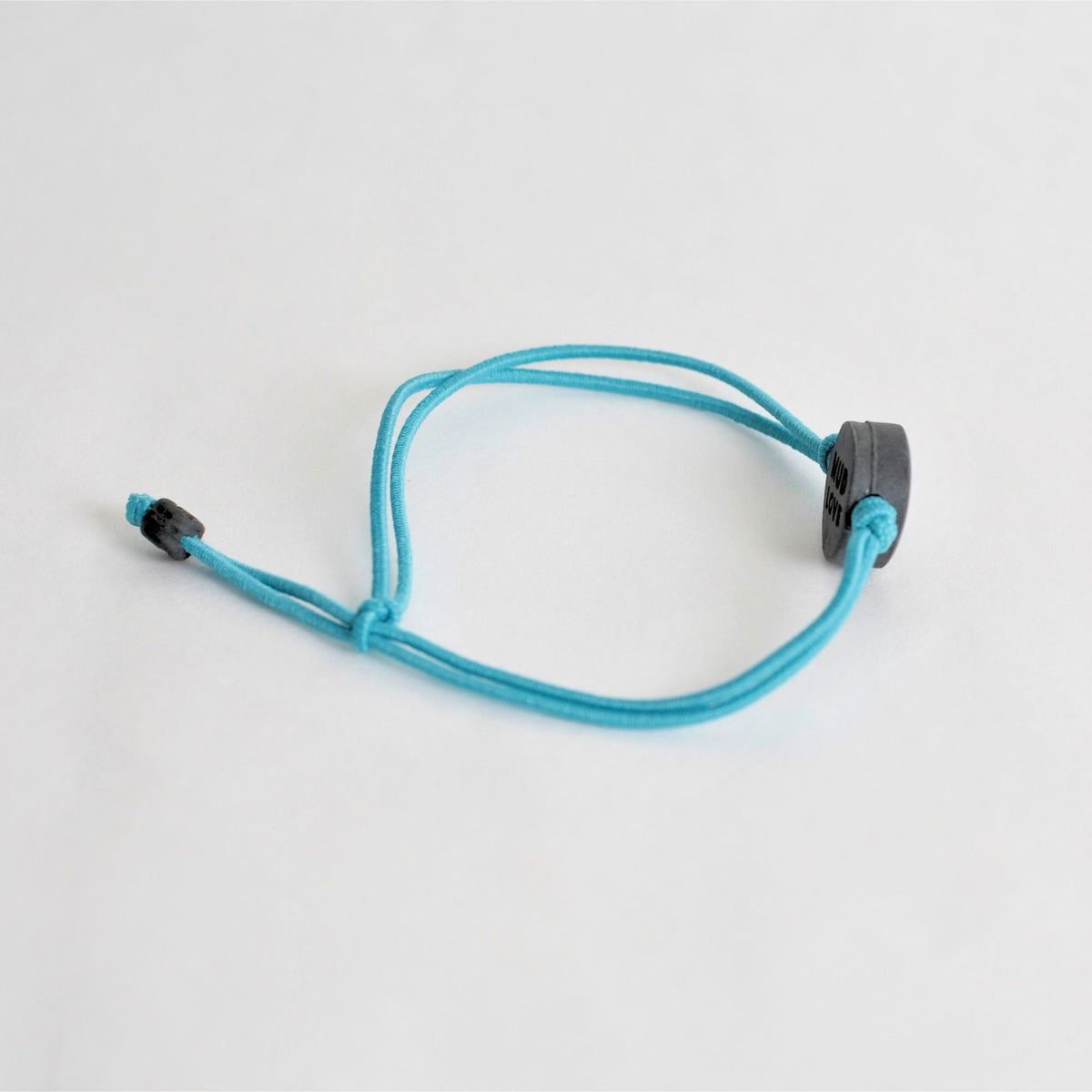 Tap-to-Phone Bracelets on Lite Bungee - Charcoal Clay Circle